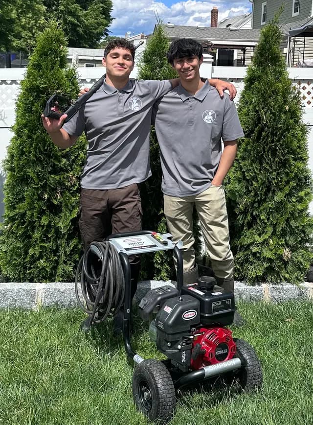 Joel Torres powerwashing experience